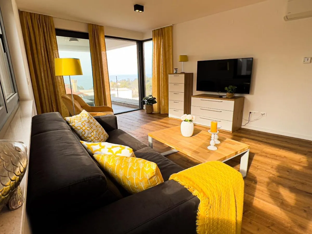 Villa Mirno More Apartments Malinska